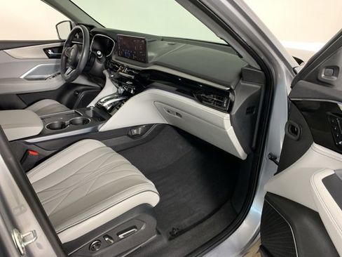 Used 2025 Acura MDX w/ Advance Package image 22