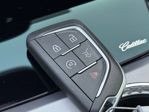 New 2026 Cadillac Vistiq Luxury image 33