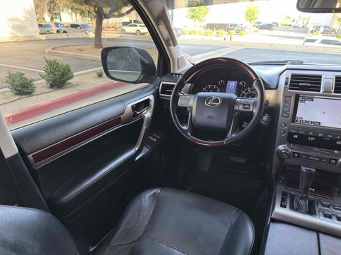 Used 2014 Lexus GX 460 Luxury image 24
