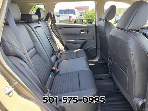 Used 2026 Nissan Rogue SV AWD/4WD image 17