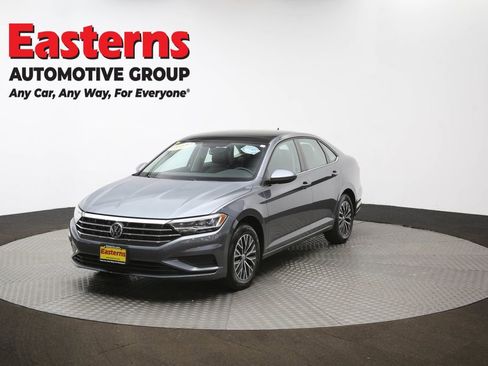 Used 2021 Volkswagen Jetta SE w/ SE Cold Weather Package image 54
