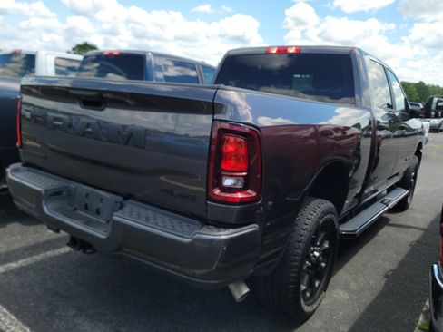 Used 2026 RAM 2500 Big Horn AWD/4WD image 9