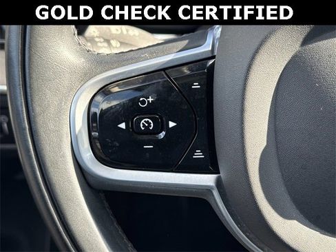 Used 2022 Volvo XC60 B6 Inscription w/ Advanced Package image 25