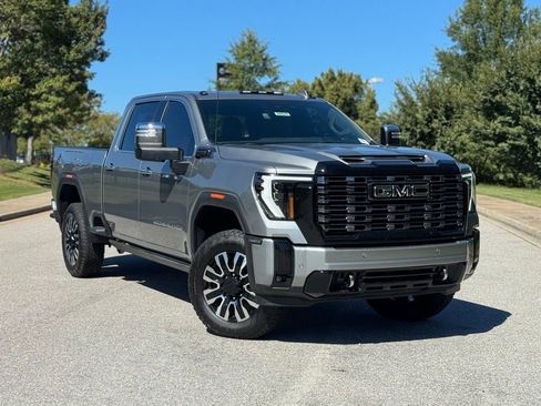New 2026 GMC Sierra 2500 Denali Ultimate image 2