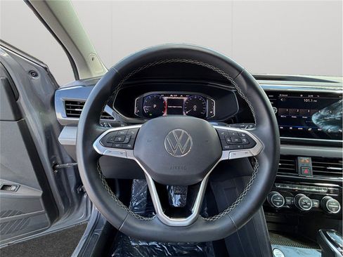 Used 2023 Volkswagen Taos SEL image 21