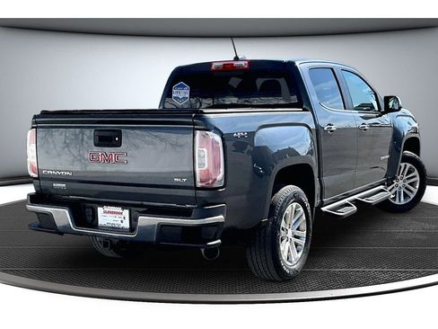Used 2016 GMC Canyon SLT image 13