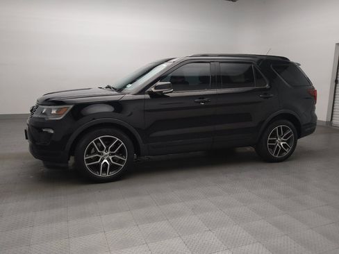 Used 2018 Ford Explorer Sport w/ Equipment Group 401A image 2
