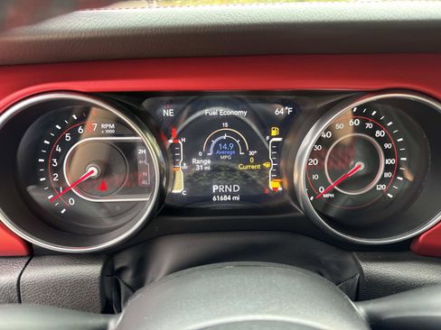 Used 2022 Jeep Wrangler Unlimited Rubicon w/ Xtreme Recon 35" Tire Package image 29