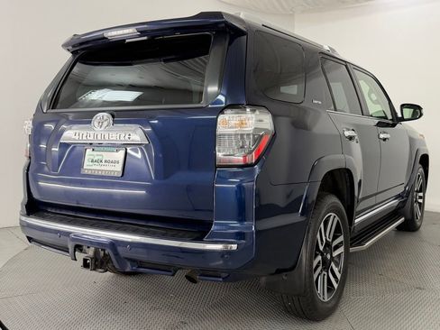 Used 2015 Toyota 4Runner Limited AWD/4WD image 9