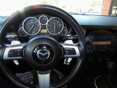 Used 2006 MAZDA MX-5 Miata Touring RWD image 8