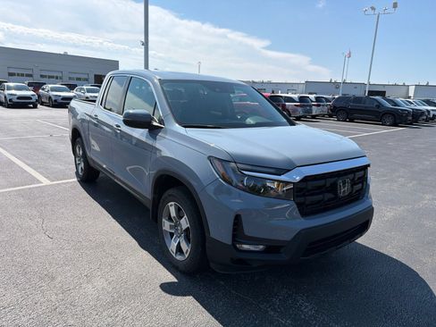 Used 2025 Honda Ridgeline RTL image 10