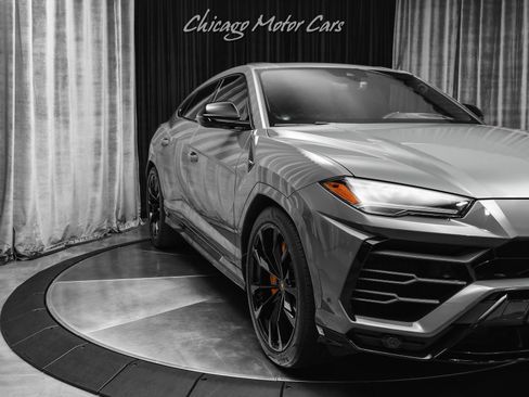 Used 2021 Lamborghini Urus AWD/4WD image 50