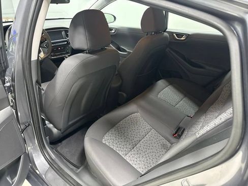 Used 2018 Hyundai Ioniq Blue FWD image 15