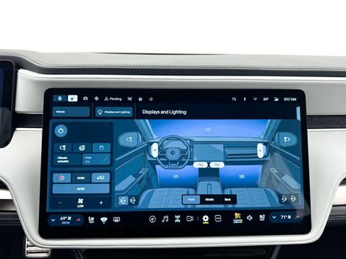 Used 2023 Rivian R1S Adventure AWD/4WD image 45