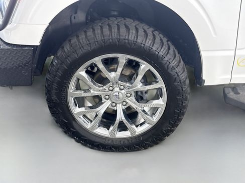 Used 2021 Ford F150 Lariat w/ Equipment Group 502A High AWD/4WD image 38