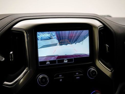 Used 2021 Chevrolet Silverado 1500 LT Trail Boss w/ Convenience Package II image 22