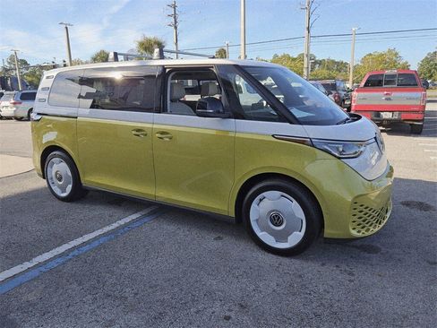 New 2025 Volkswagen ID. Buzz 1st Edition image 20