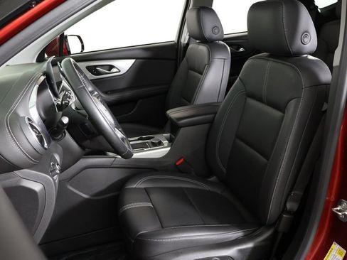 Used 2024 Chevrolet Blazer LT FWD image 31
