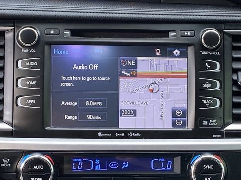 Certified 2018 Toyota Highlander XLE image 28