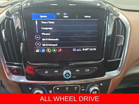Used 2020 Chevrolet Traverse High Country w/ LPO, Floor Liner Package AWD/4WD image 21