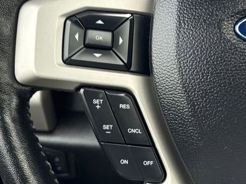 Used 2018 Ford F150 Lariat w/ Equipment Group 502A Luxury image 23