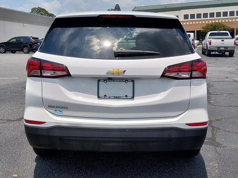 Used 2023 Chevrolet Equinox LS w/ LPO, Cargo Package FWD image 5
