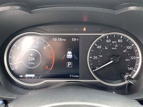 New 2025 Nissan Versa SV w/ Trunk Package image 25