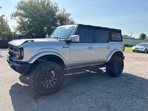 Used 2021 Ford Bronco Outer Banks AWD/4WD image 1