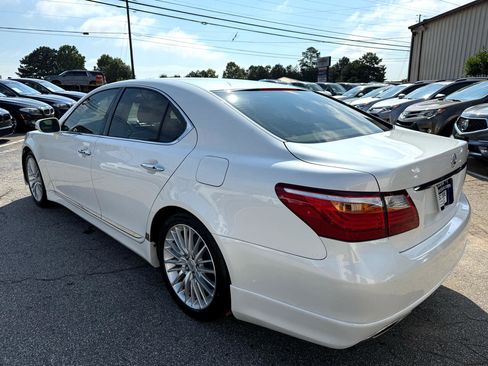 Used 2011 Lexus LS 460 Luxury image 3