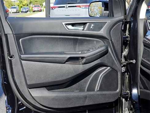 Used 2021 Ford Edge SEL w/ Convenience Package image 21