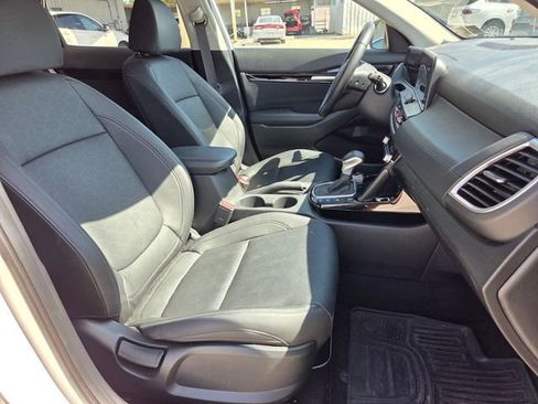 Used 2025 Kia Seltos EX AWD/4WD image 15