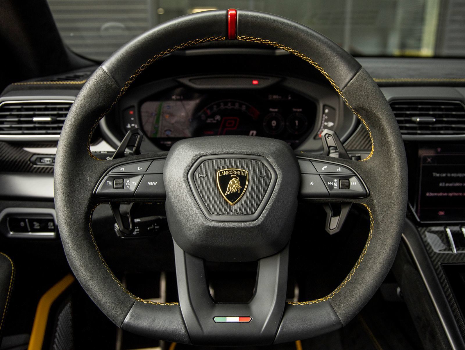 Used 2024 Lamborghini Urus Performante AWD/4WD image 33