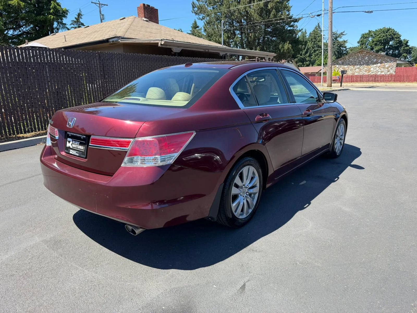 Used 2012 Honda Accord EX-L image 5