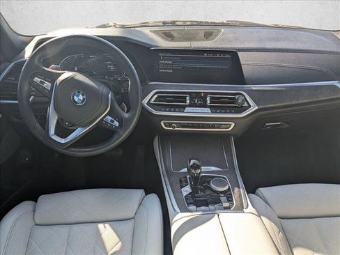 Used 2023 BMW X5 xDrive45e w/ Parking Assistance Package AWD/4WD image 19