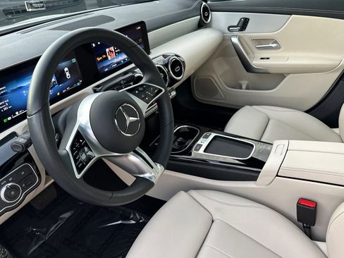 Certified 2025 Mercedes-Benz CLA 250 White image 10