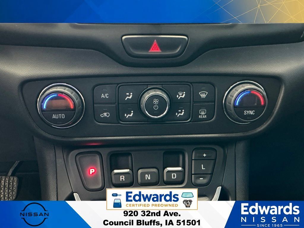 Used 2021 GMC Terrain SLE AWD/4WD image 26
