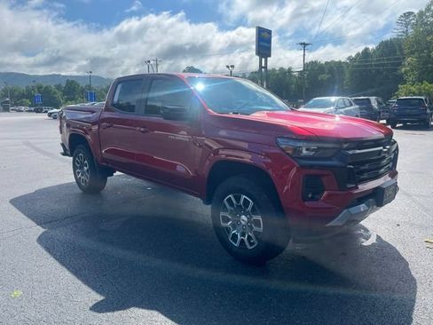 Used 2023 Chevrolet Colorado Z71 w/ Safety Package AWD/4WD image 2
