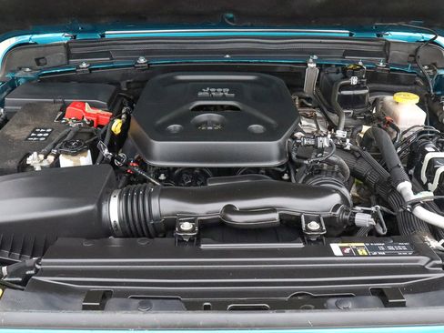 Used 2020 Jeep Wrangler Unlimited Sport S image 19