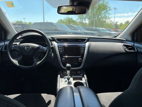 Used 2020 Nissan Murano SV AWD/4WD image 10