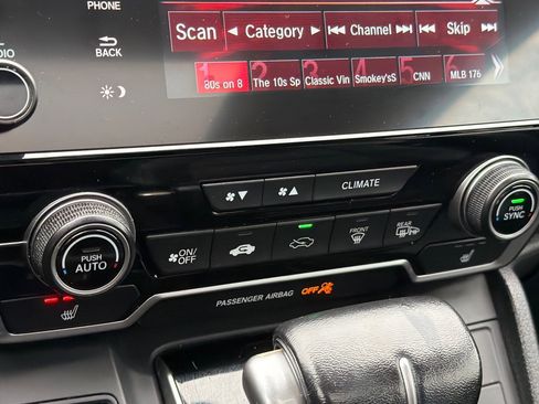 Used 2019 Honda CR-V Touring image 19