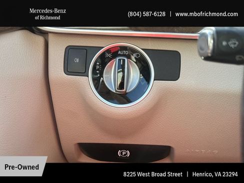 Used 2014 Mercedes-Benz E 350 4MATIC Sedan image 23