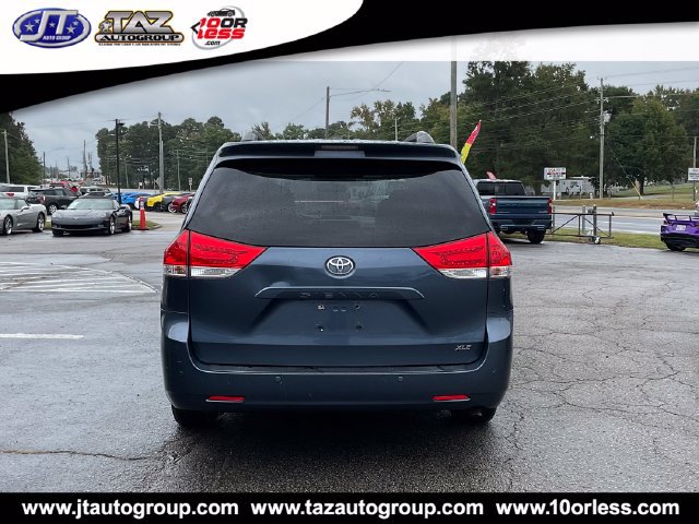 Used 2014 Toyota Sienna XLE FWD image 6
