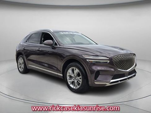 Used 2022 Genesis GV70 2.5T image 9