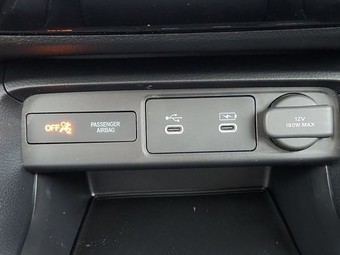 Used 2025 Honda Civic Sport image 21