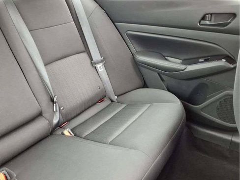 Certified 2023 Nissan Altima 2.5 SV FWD image 18