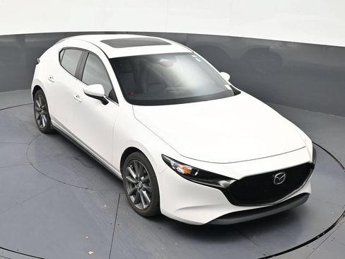 Used 2024 MAZDA MAZDA3 s FWD image 17