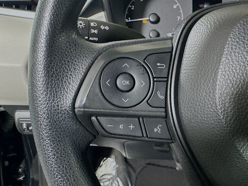 Used 2024 Toyota Corolla LE FWD image 16
