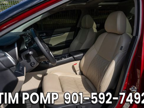 Used 2023 Nissan Maxima Platinum w/ Sport Mat Group FWD image 11