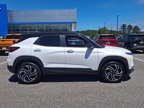 New 2026 Chevrolet TrailBlazer RS w/ Convenience Package AWD/4WD image 5