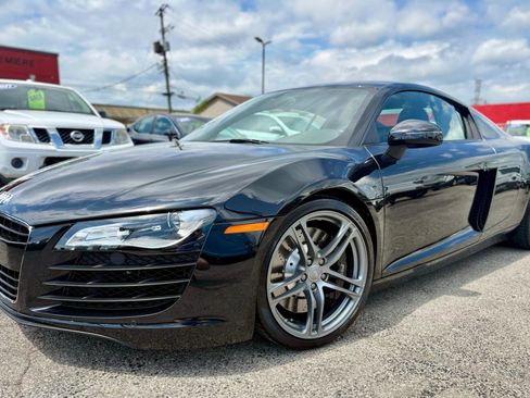 Used 2012 Audi R8 V8 image 2